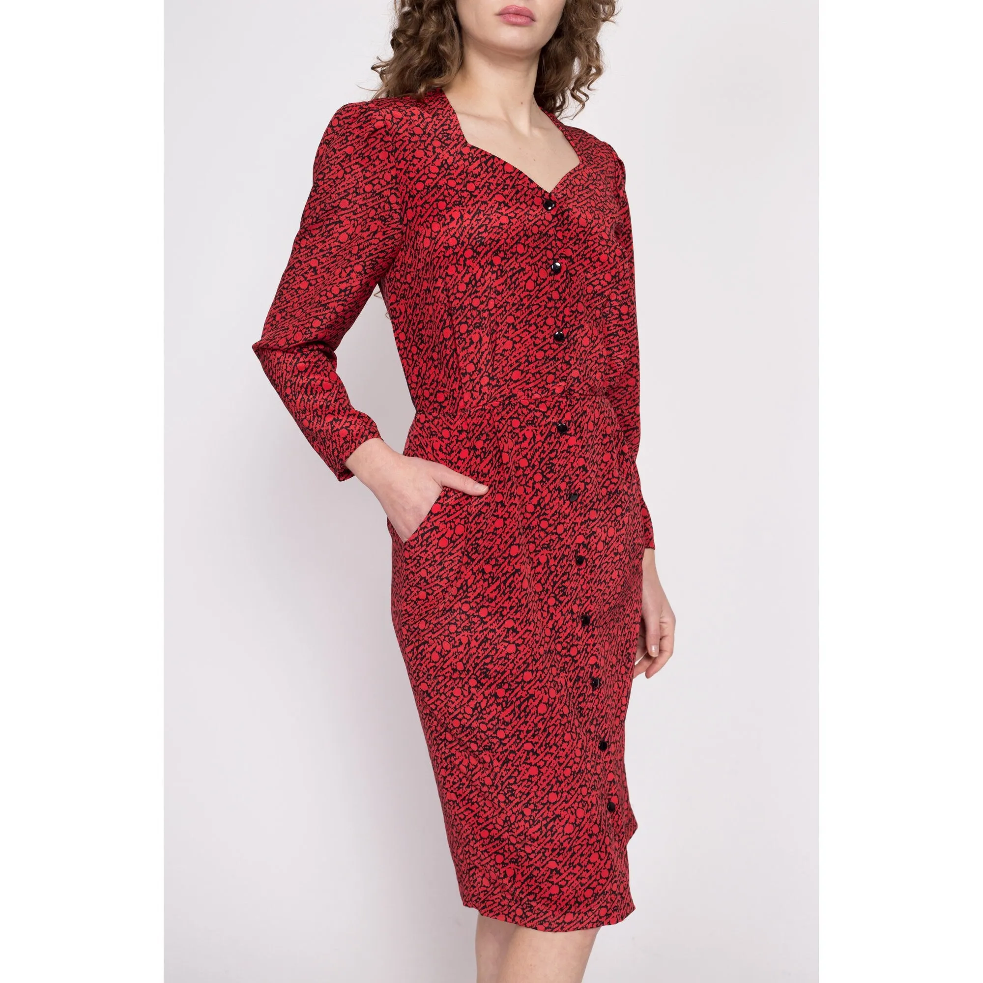 80s Red & Black Sweetheart Neck Midi Dress - Medium