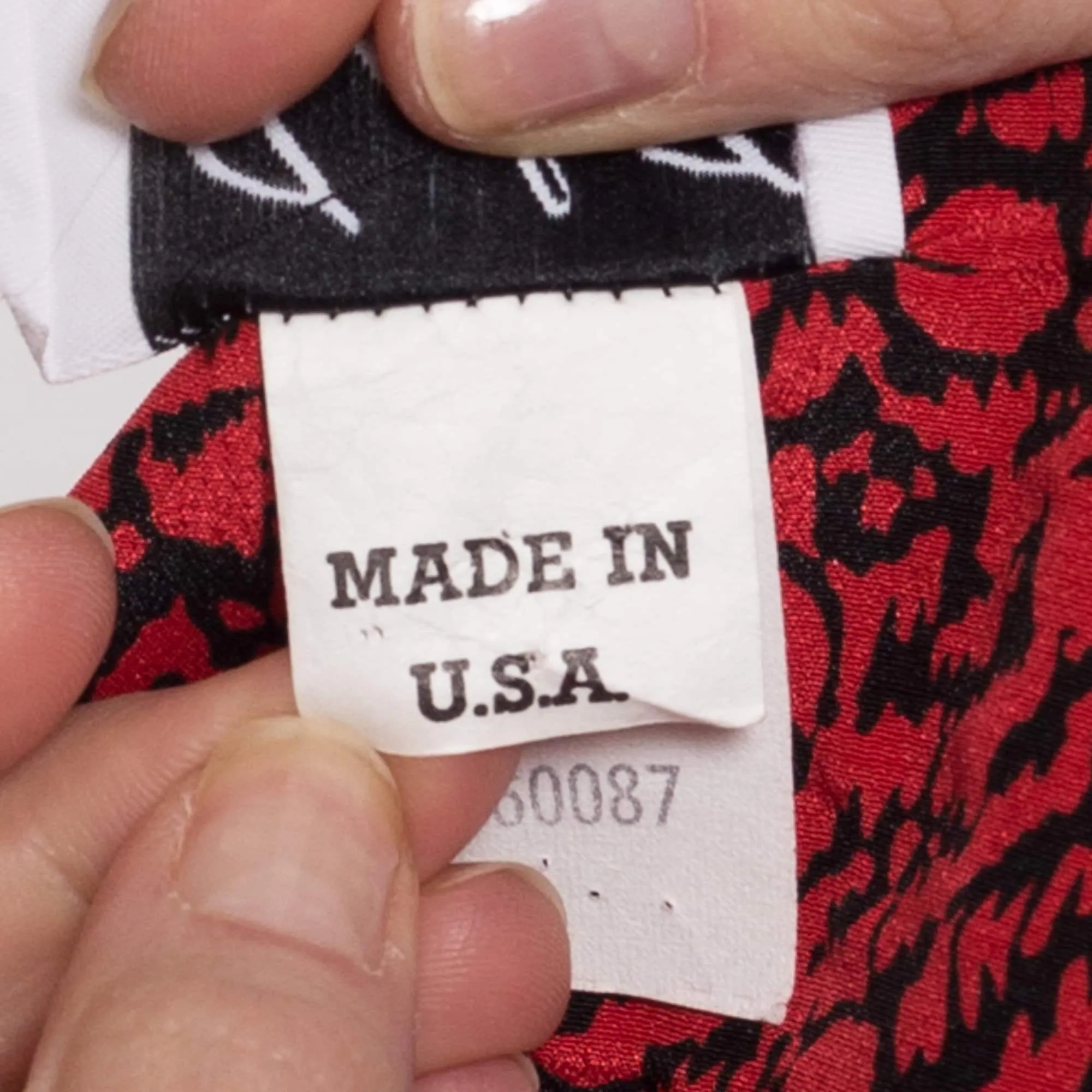 80s Red & Black Sweetheart Neck Midi Dress - Medium