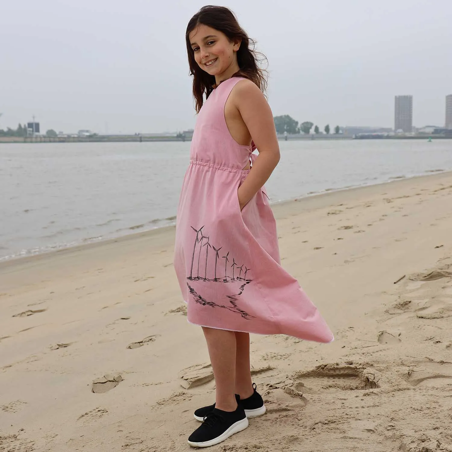 Handgeschilderde meisjes roze jurk, Limited Edition