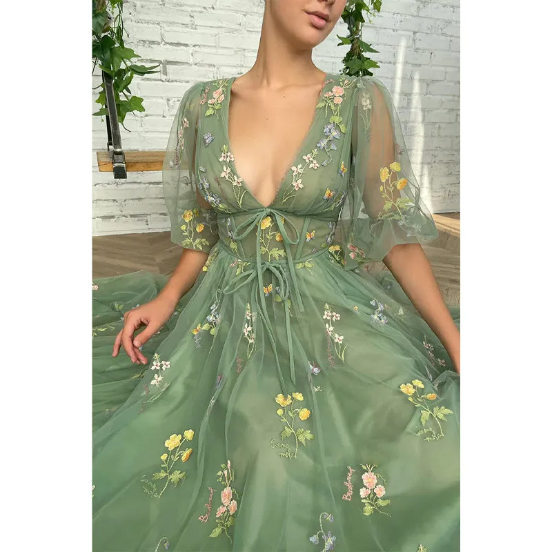 Sexy V-neck Half Sleeves Embroidery Lace Prom Dress with Pockets