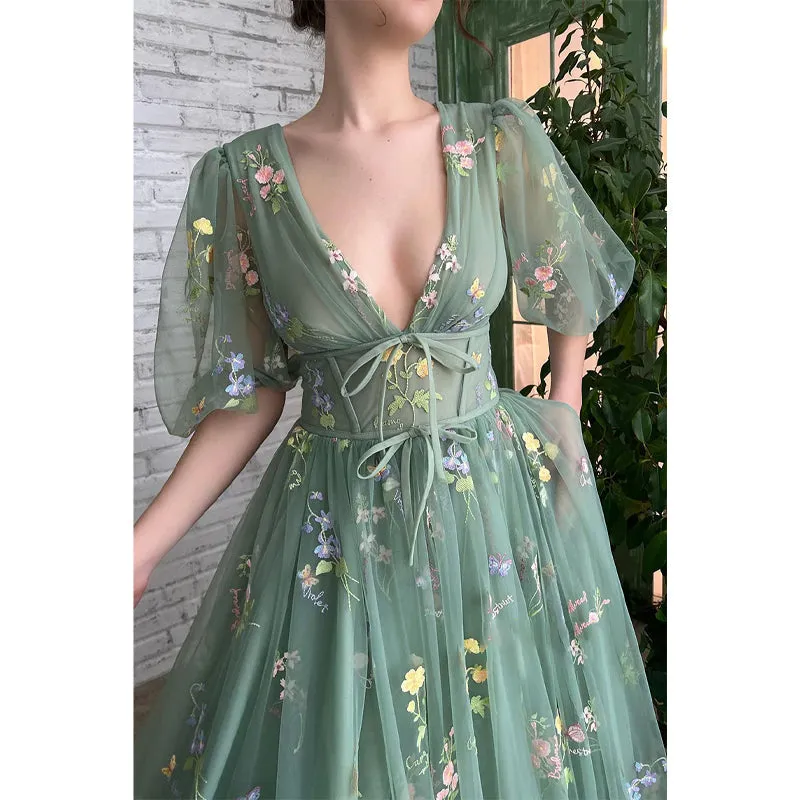 Sexy V-neck Half Sleeves Embroidery Lace Prom Dress with Pockets