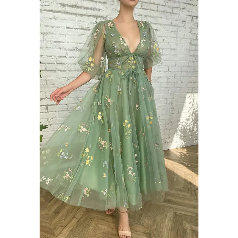 Sexy V-neck Half Sleeves Embroidery Lace Prom Dress with Pockets