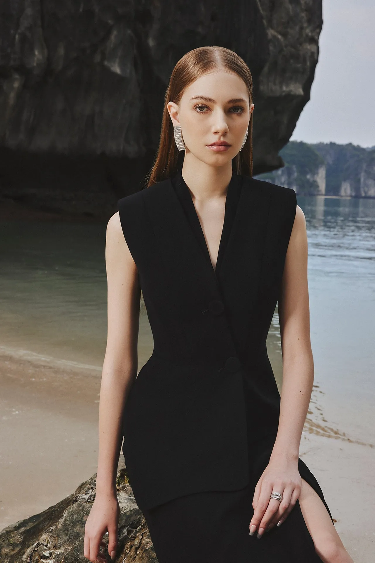 Sleeveless Blazer and Skirt with Feathers