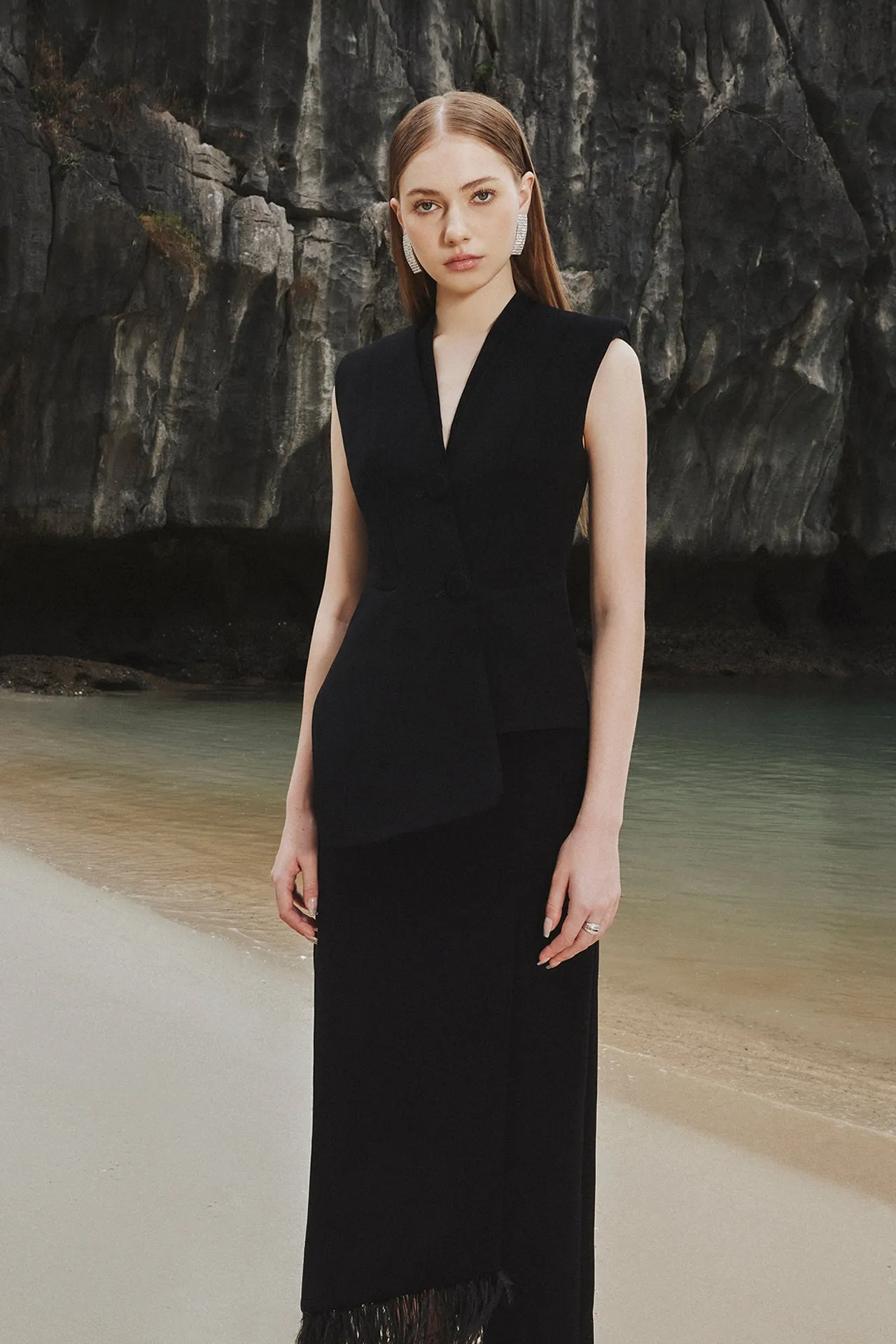 Sleeveless Blazer and Skirt with Feathers